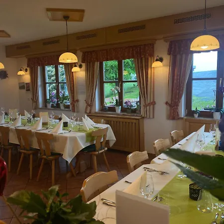 Inn Trautenburg Stub'n Leutschach